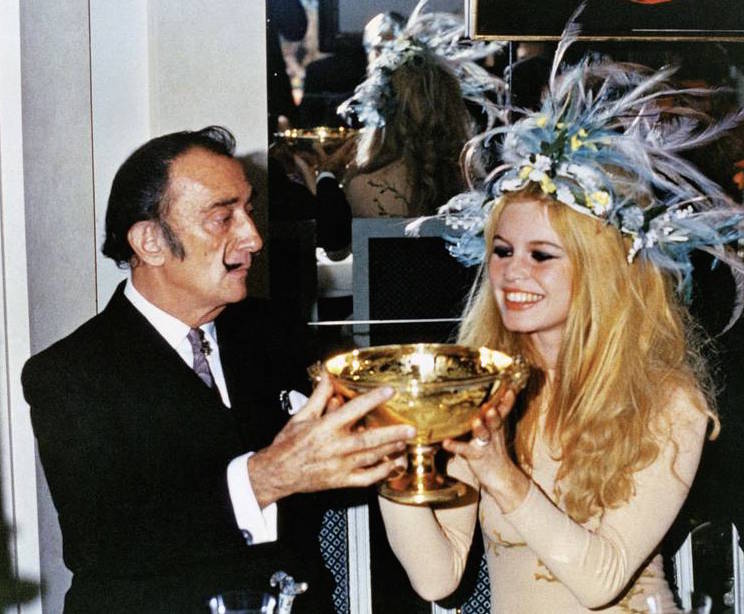 Salvador Dalí and Brigitte Bardot, support for Macmillan