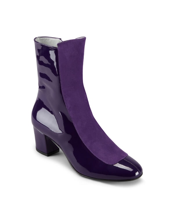 Ops&Ops No16 Purple Duo boot in patent leather and suede, angle